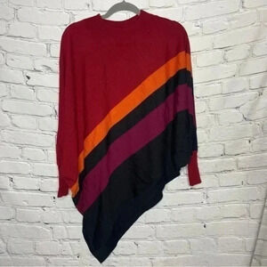 Trine Kryger Simonsen Women’s Asymmetrical Red/Black Sweater size Large